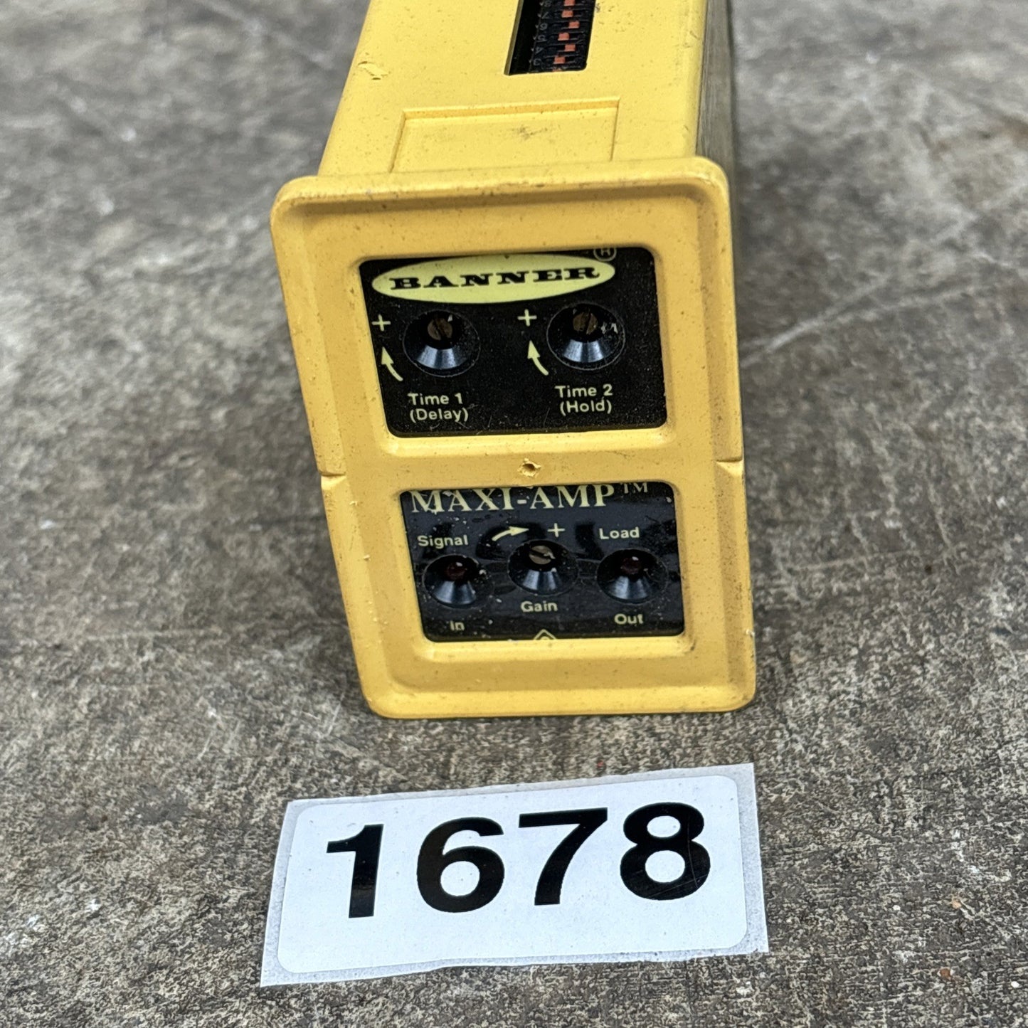 BANNER ENGINEERING CD5RA Amplifier New5