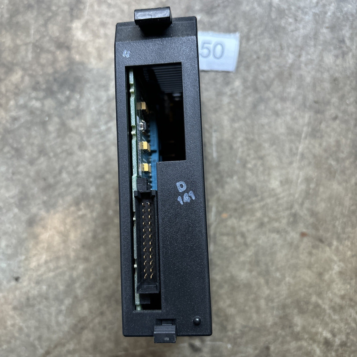 GE Fanuc Series 90 30 IC693MDL241D 24VAC/VDC 16PT Input Module USED IC693MDL2413