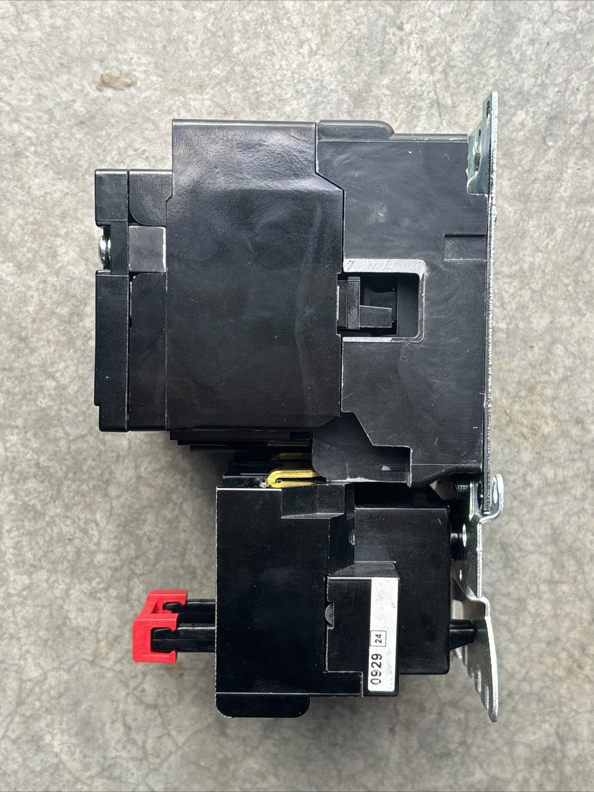 New Take Out SQUARE D 8536SBO1 NEMA Size 0 Starter.3