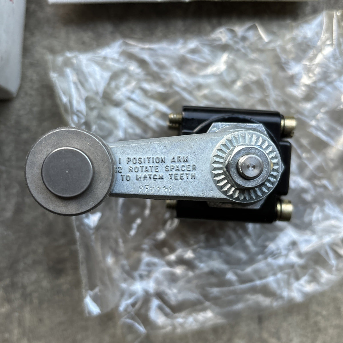 NEW IN BOX HONEYWELL 9PA14 MICROSWITCH MICRO LIMIT SWITCH HEAD5
