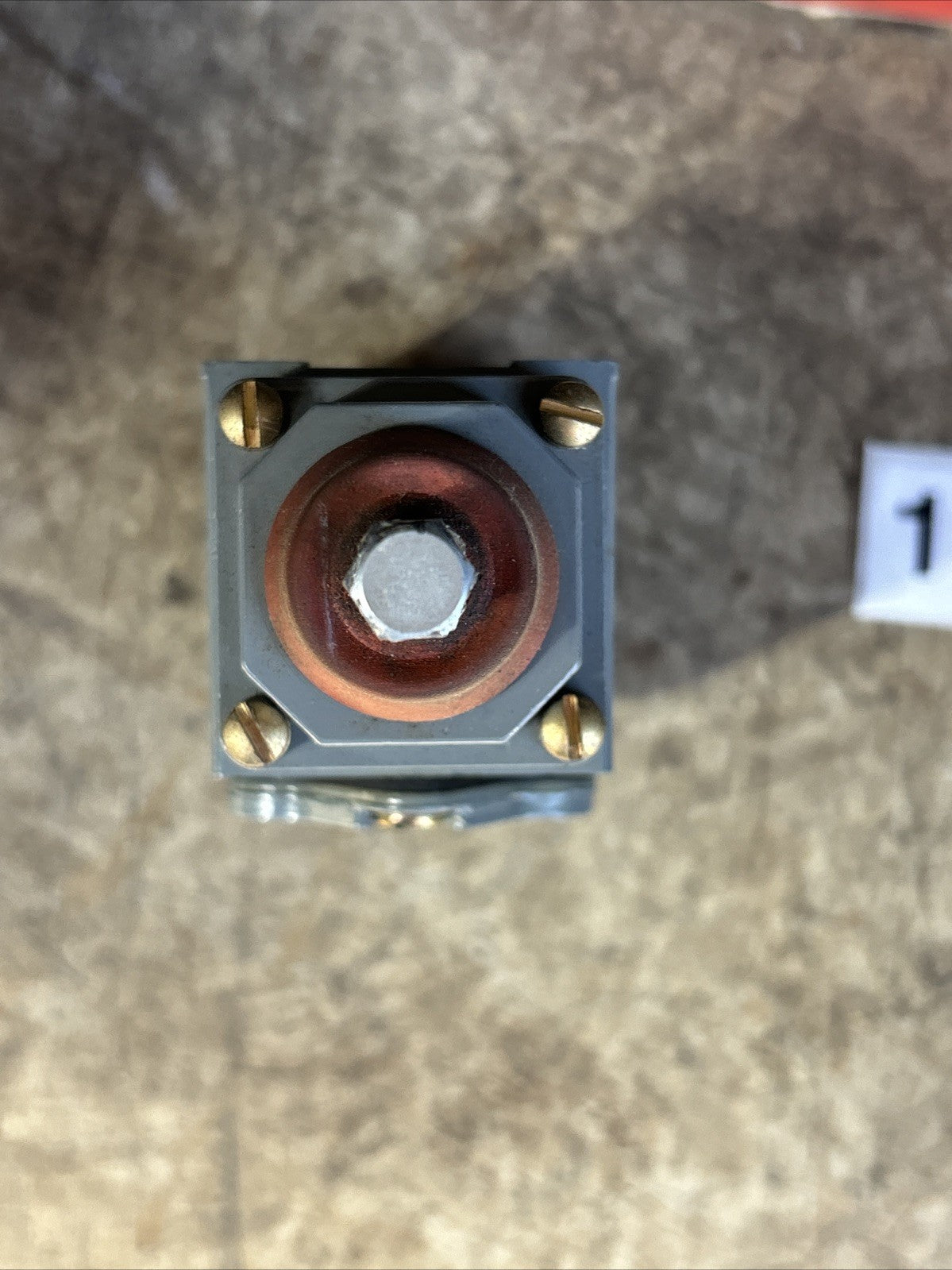 Cutler Hammer 10316H620C 600 volt Limit Switch NIB5