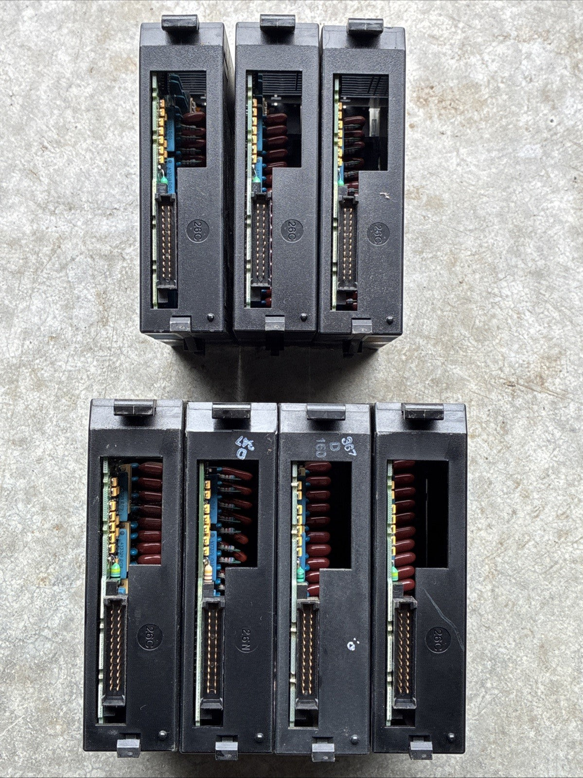 GE FANUC IC693MDL240E INPUT 120 VAC 16 PT USED4