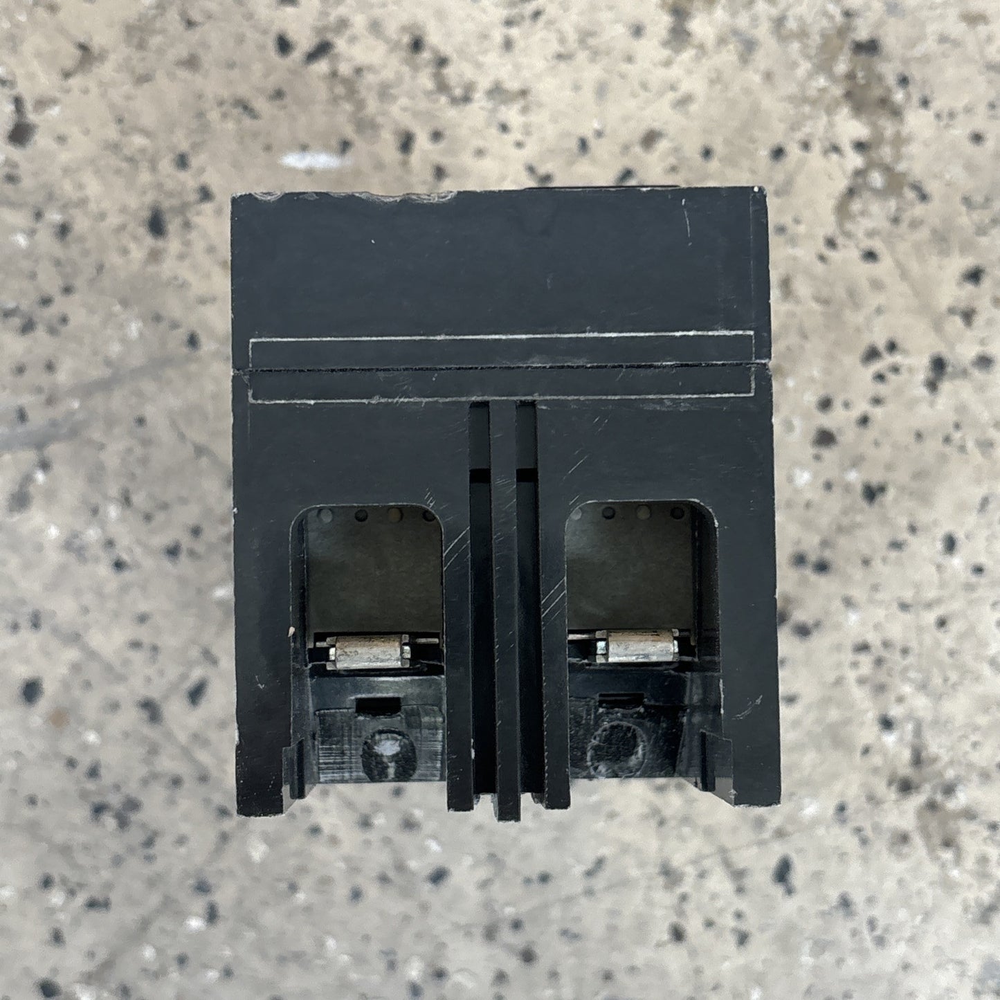 General Electric GE TEB TEB122030 2pole 30amp 240V Circuit Breaker Green Label3