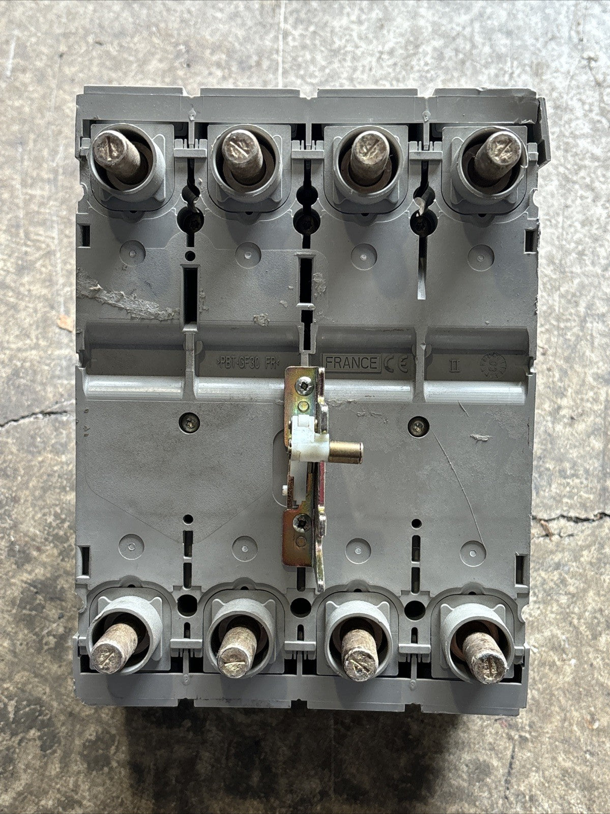 Merlin Gerin NSF250 N Circuit Breaker w/ 29278/29279 Plug In Base 225A Trip6
