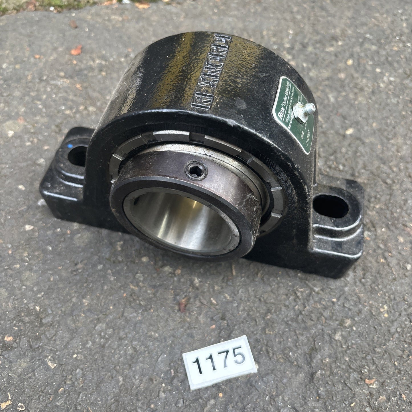 1 NEW REXNORD ZA2207 2 BOLT BASE PILLOW BLOCK  BEARING NEW0
