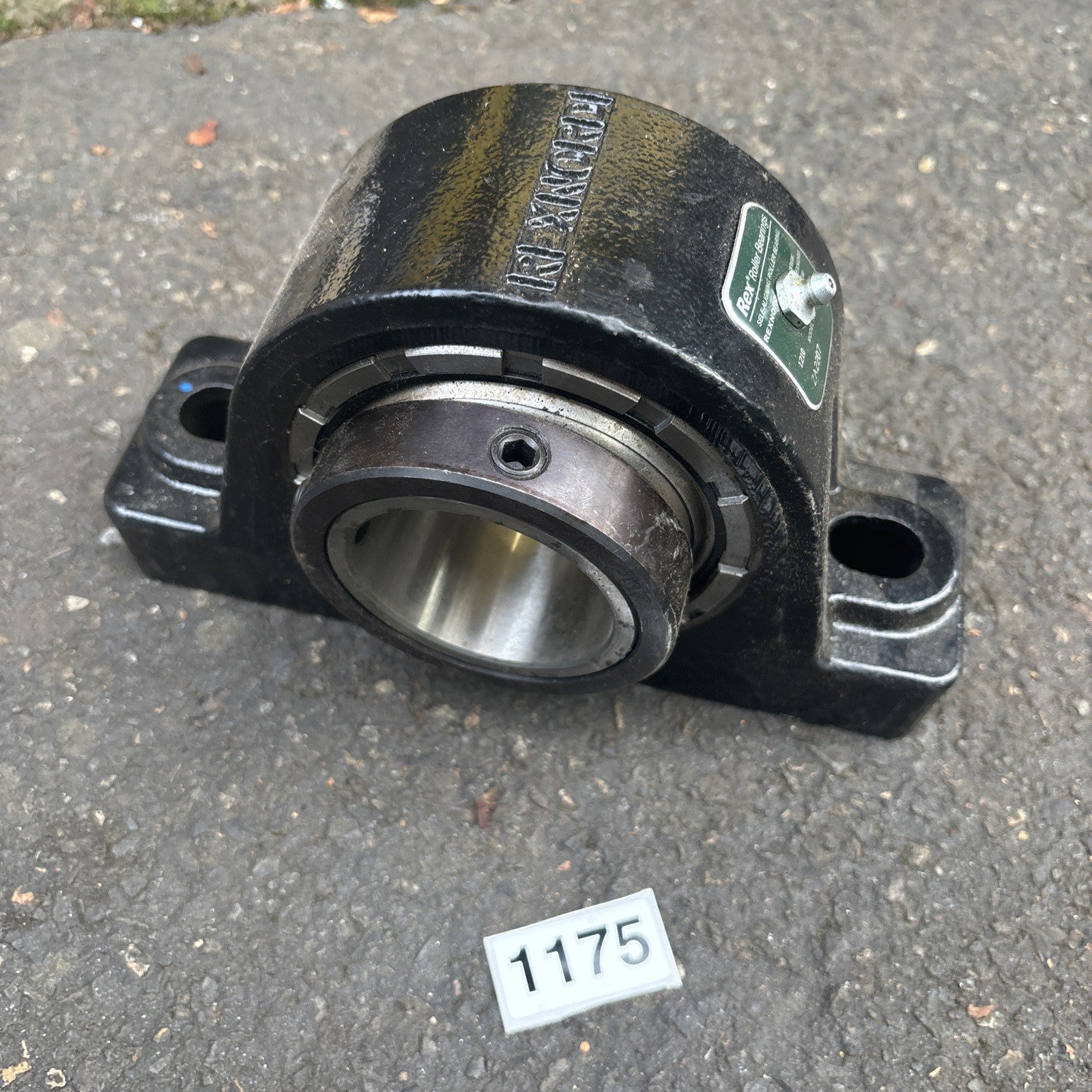 1 NEW REXNORD ZA2207 2 BOLT BASE PILLOW BLOCK  BEARING NEW0