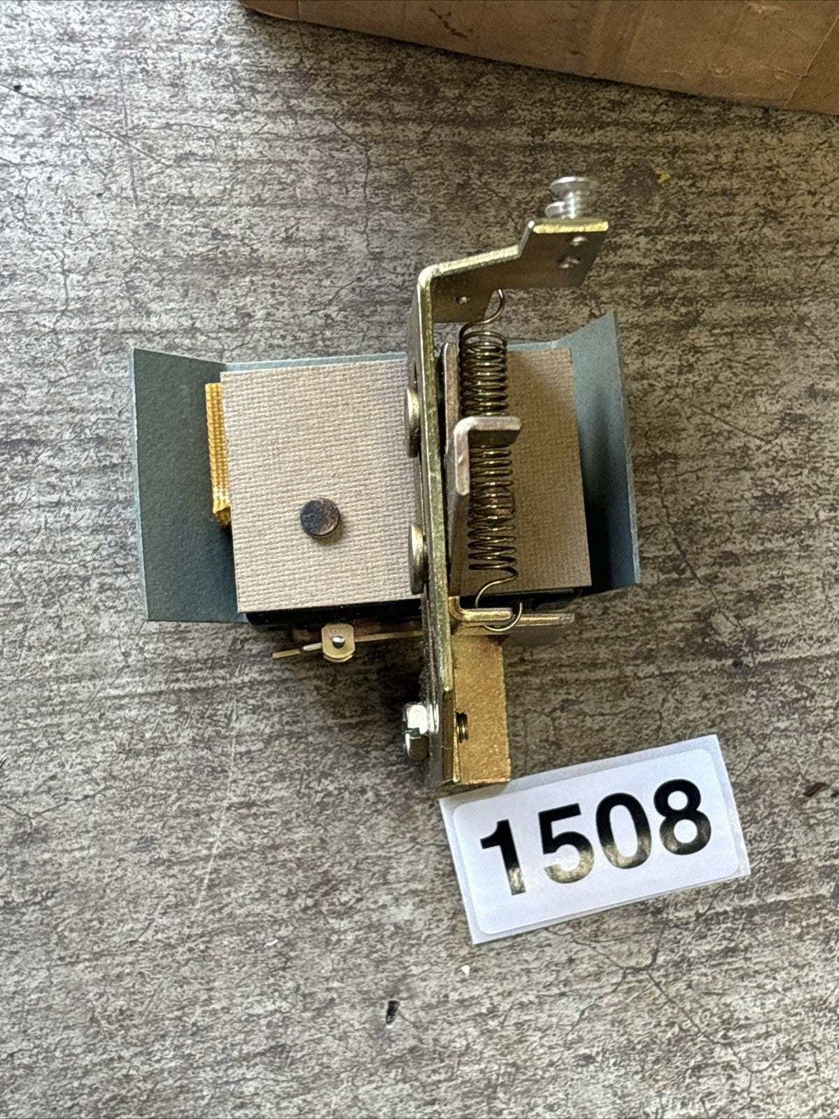 General Electric, THAUX21D. DPDT, 600 volt Auxiliary Contact, Ships Free4
