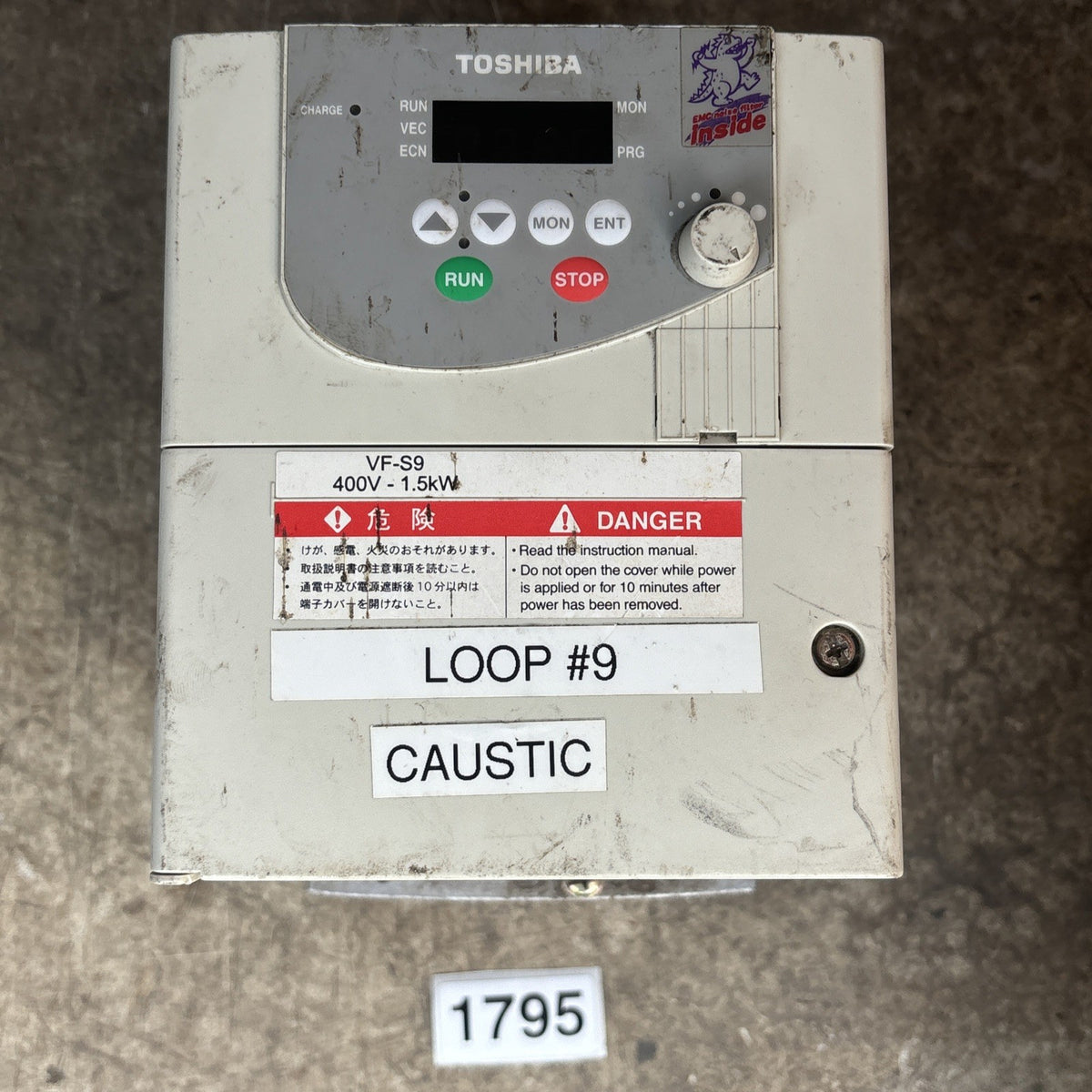 Toshiba VFS9 4015PL WN(1) VFD 0.5/400Hz 2Hp 380/500v 4.1A 3Ph In0