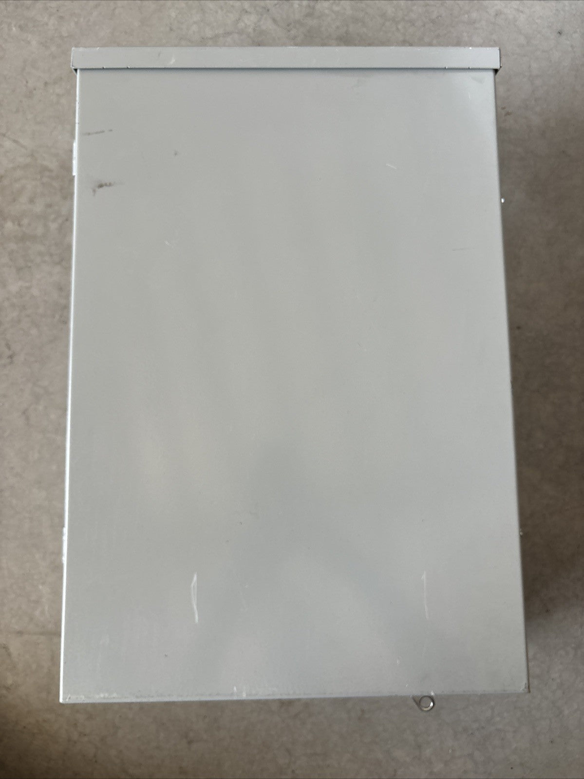 Eaton CHP24L125R Load Center Main Lug 125A 120/240V 1 P 24 Spaces 48 Circuits0