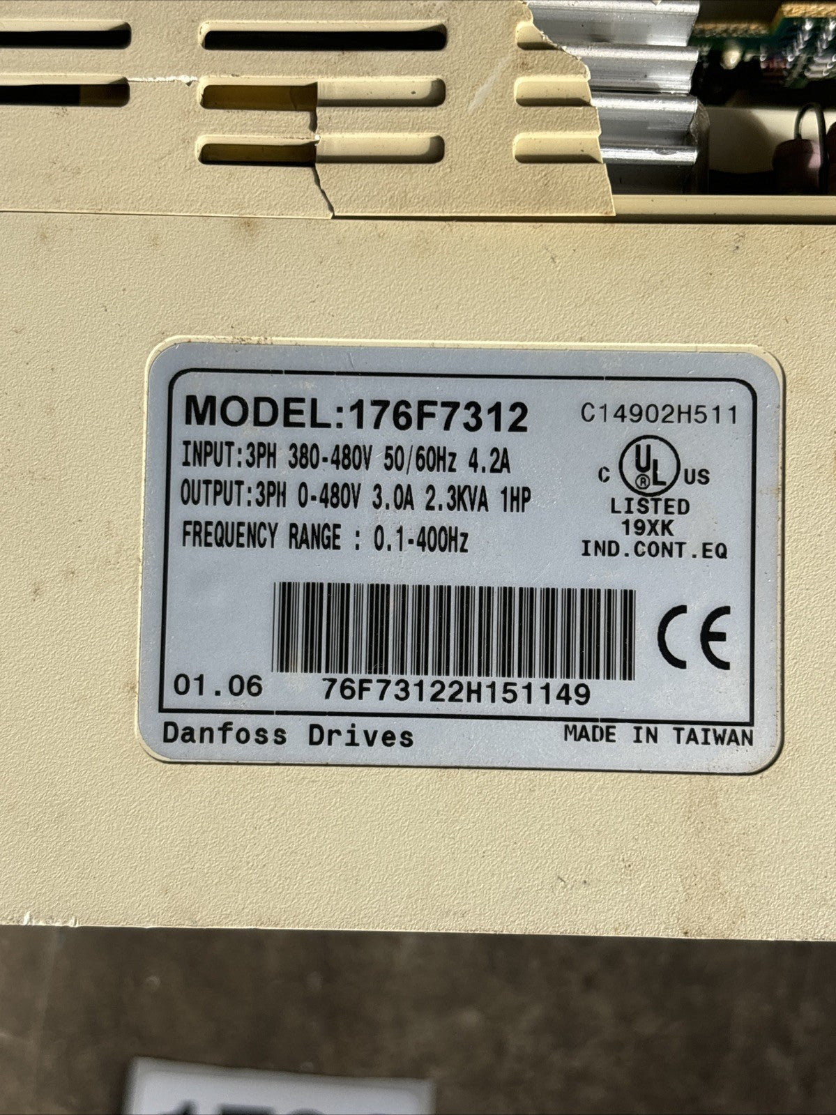 DANFOSS 176F7312 1HP 460V AC DRIVE3