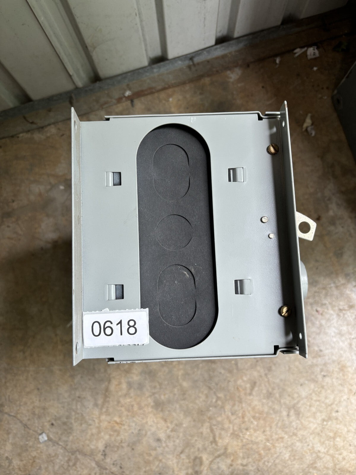 Westinghouse FDPS364R Fusible Panel Mount Switch 200 Amp 3 Pole 600 Vac4
