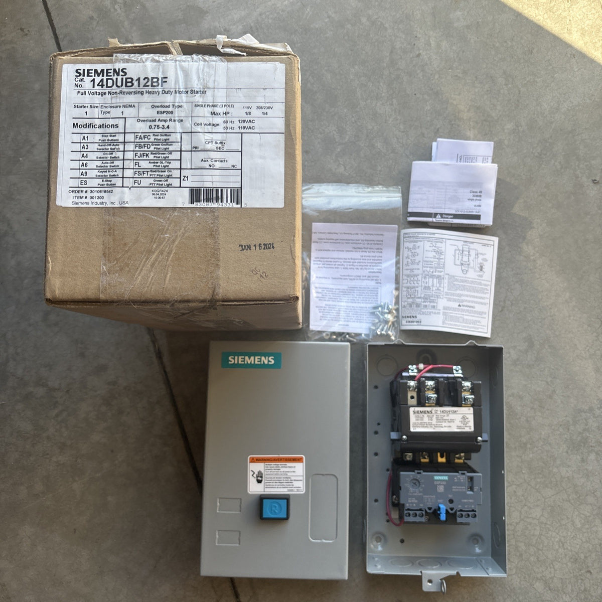 New In Box 14DUB12BF Siemens 2 Pole 27A 600V NEMA 1 Non-Reversing Motor Starter0
