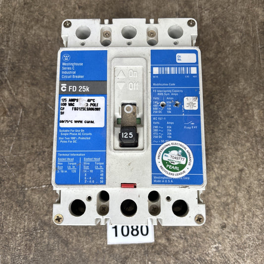 Cutler Hammer FD3125LSA06S02 FD 25K Circuit Breaker 125A0