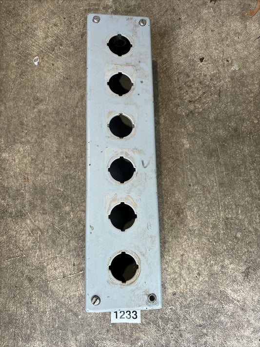 HOFFMAN E6PBVL 6 HOLE PUSHBUTTON ENCLOSURE0
