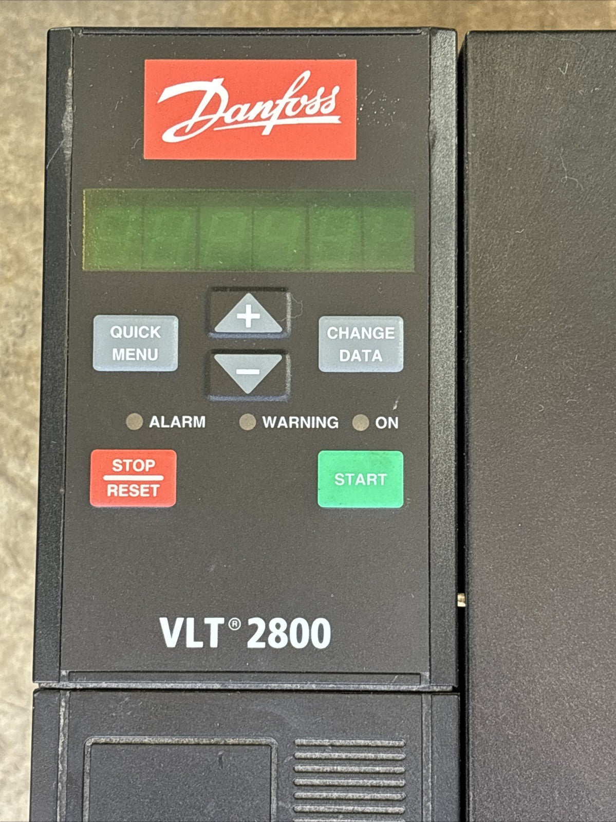 Danfoss 195N1085 VLT 2800 Variable Frequency AC Drive Used Good1