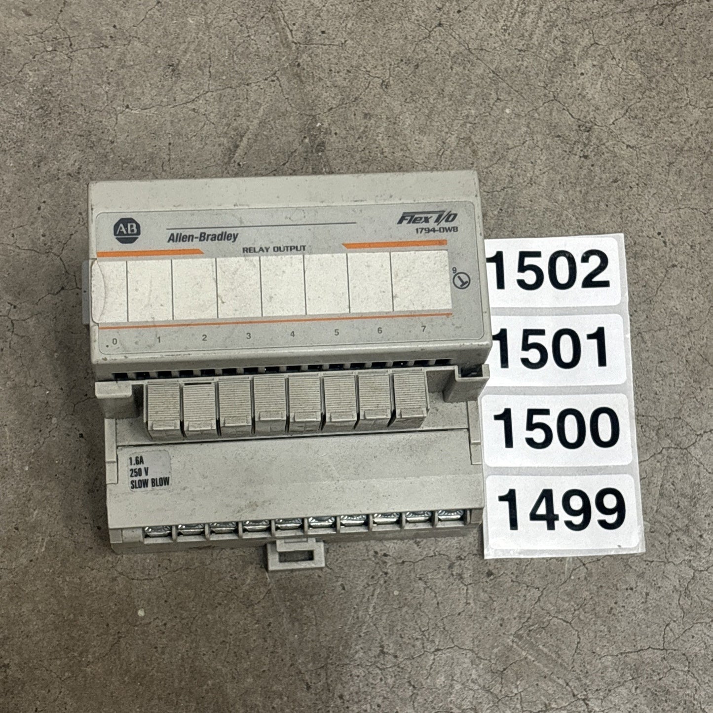 Allen Bradley 1794 DW8 Flex I/o Module0