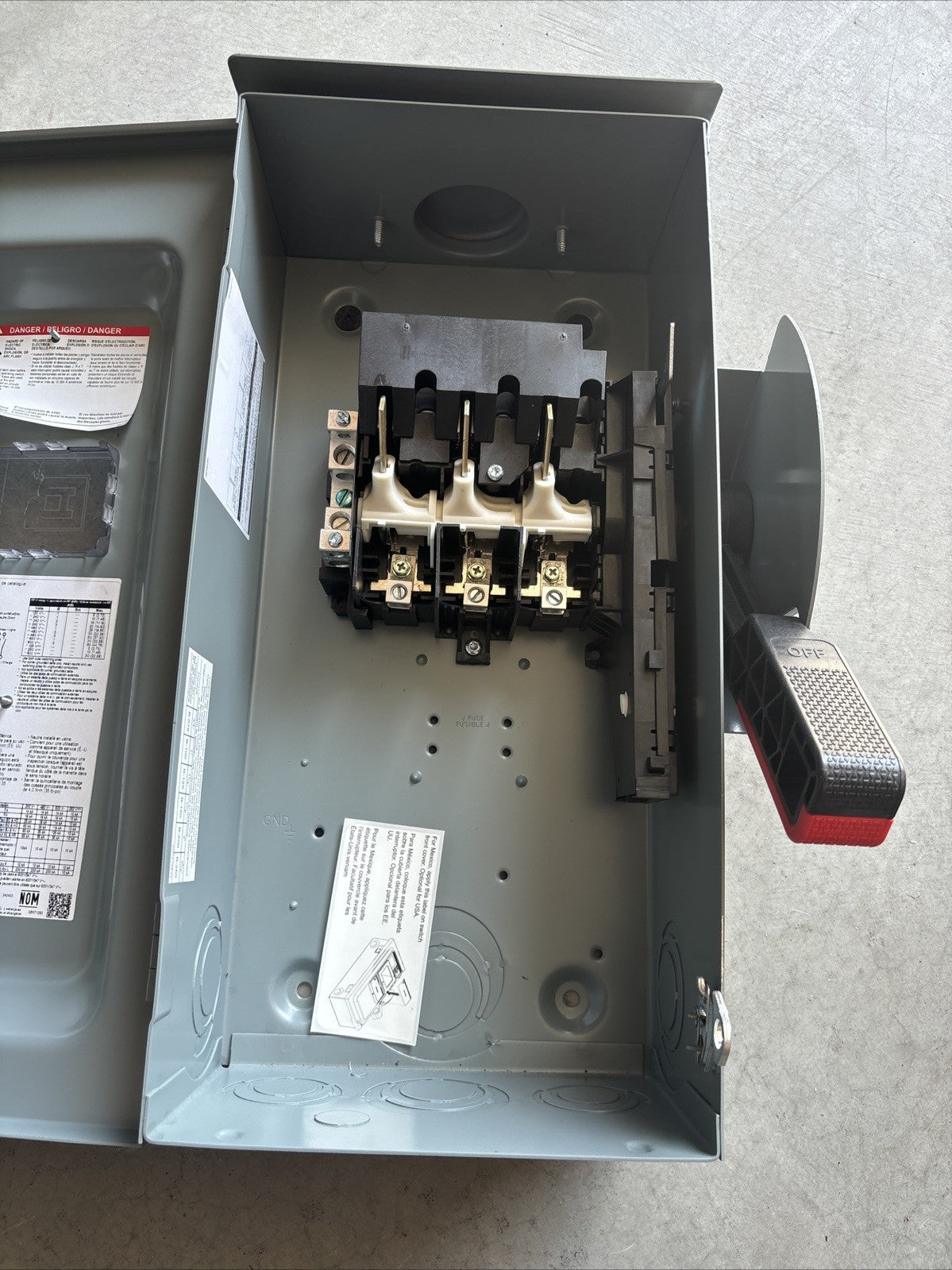 New No Box Square D VHU362NRB Heavy Duty, Unfused Safety Switch Viewing Window2