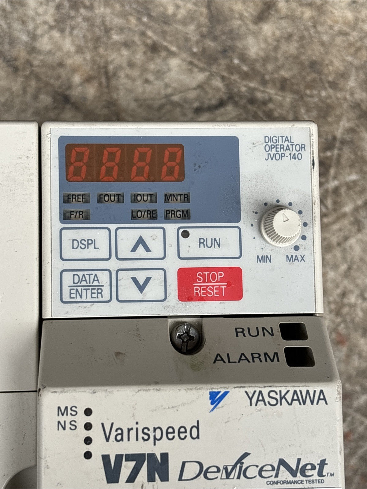 YASKAWA CIMR V7DT21P5 INVERTER 1.5KW GOOD2