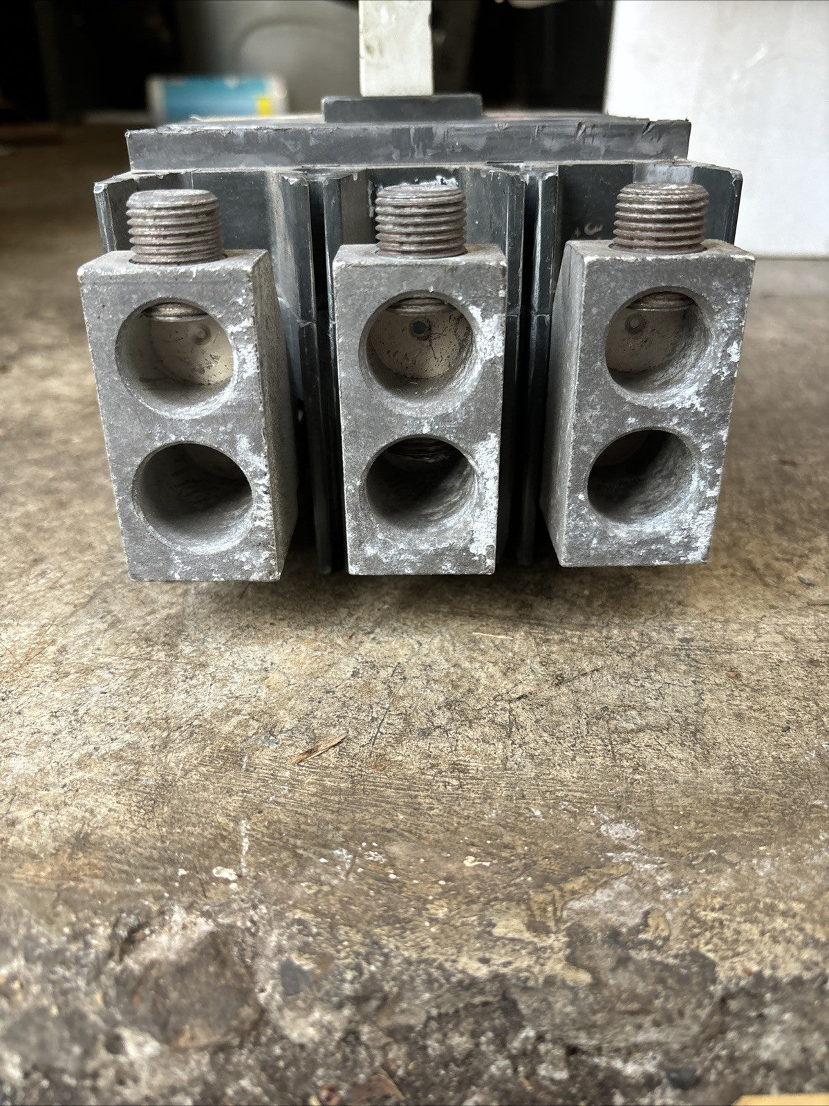 GE Spectra SGLA36AI0400 Circuit Breaker 400Amp 600VAC3