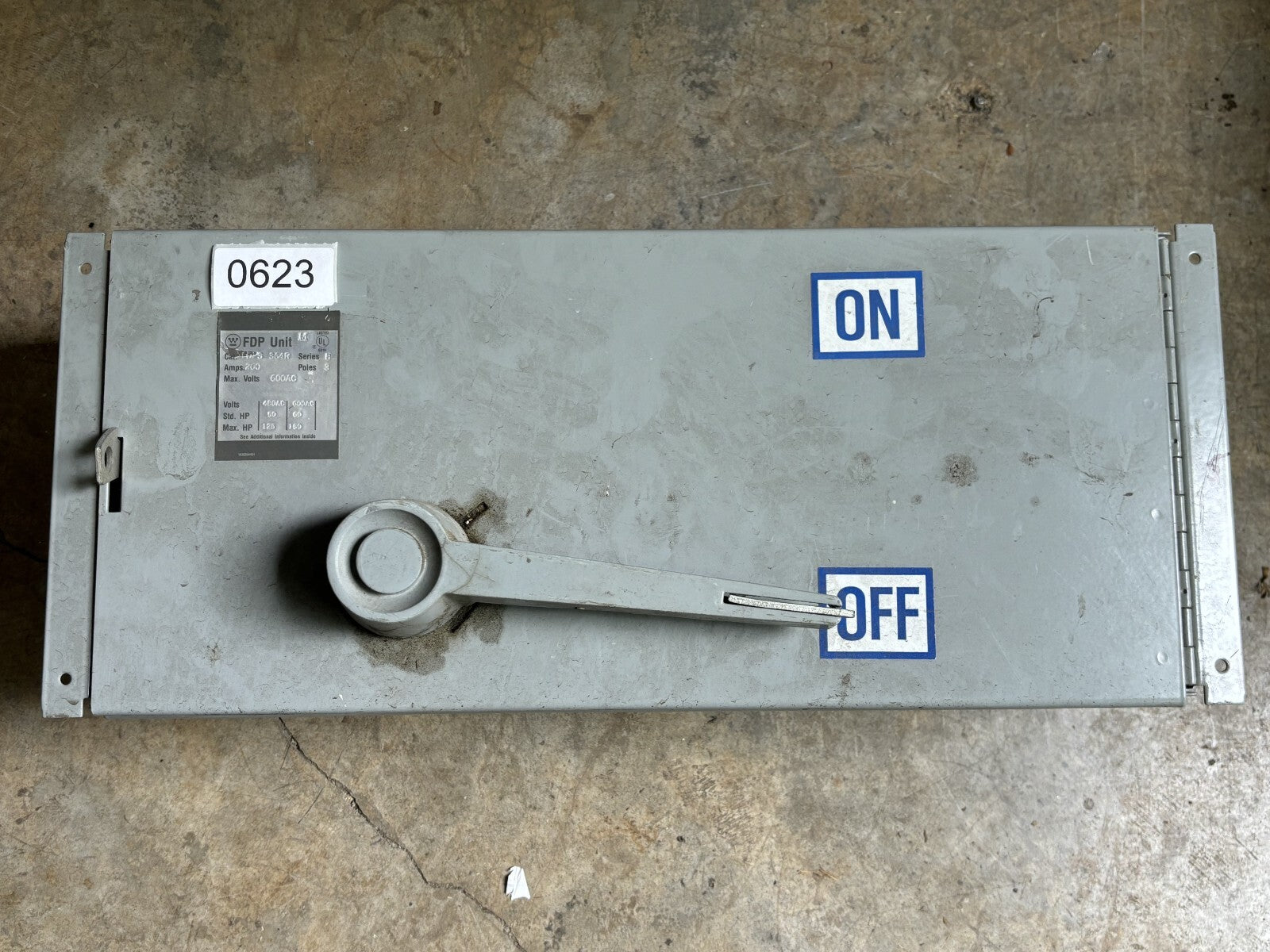 Westinghouse FDPS364R Fusible Panel Mount Switch 200 Amp 3 Pole 600 Vac0