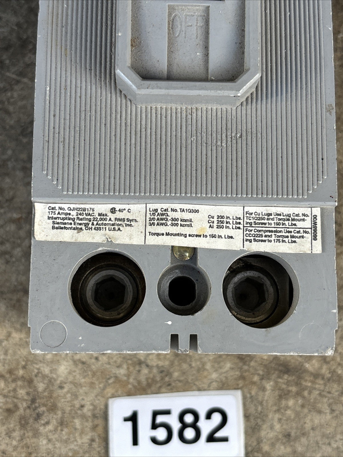 One SIEMENS ITE QJ2B175/QJ22B175 2 Pole 175 Amp  240VAC  Breaker OG#371