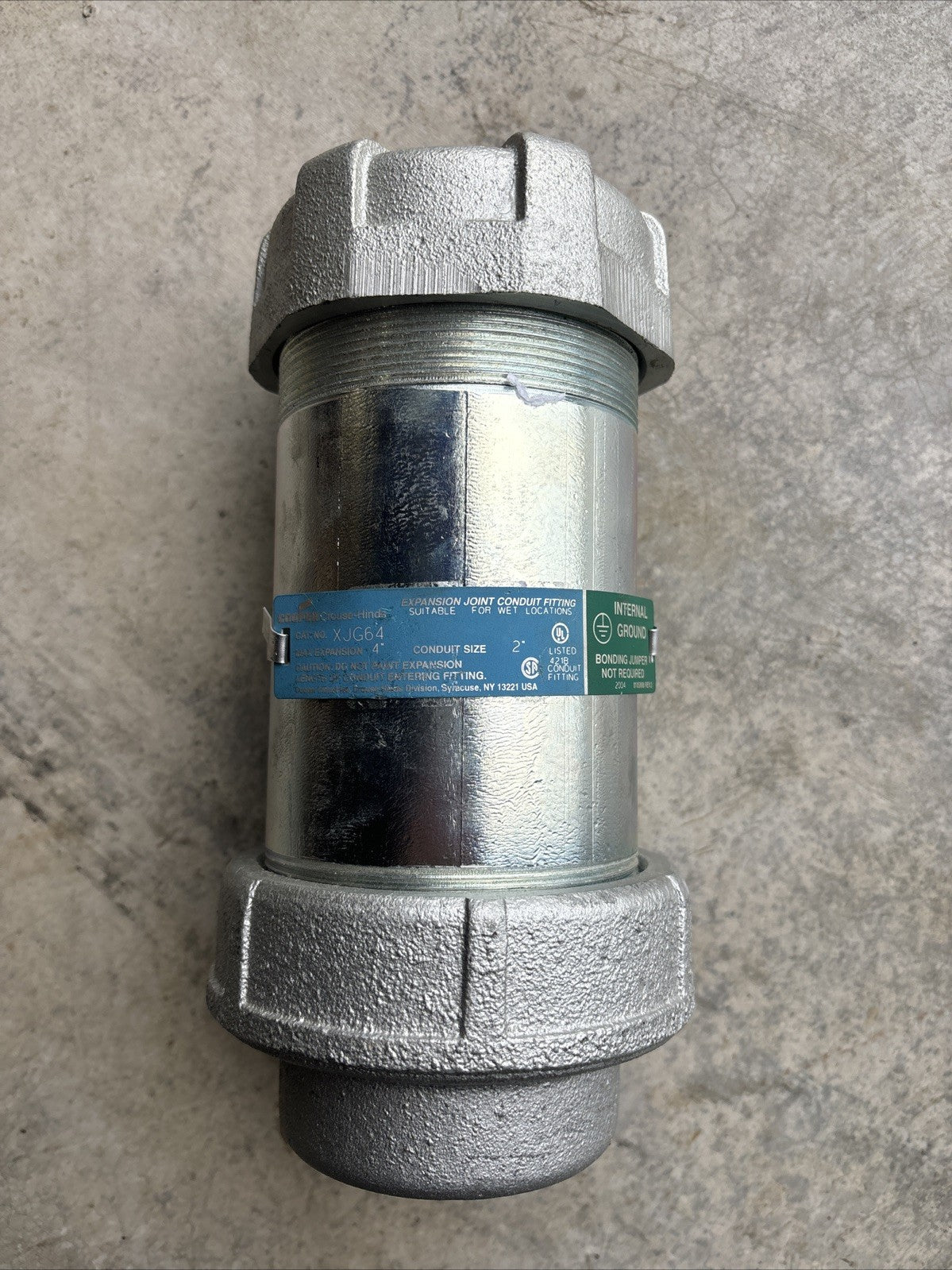 Cooper Crouse Hinds XJG64 Expansion Joint Conduit Fitting 2" Max Expansion 4"0