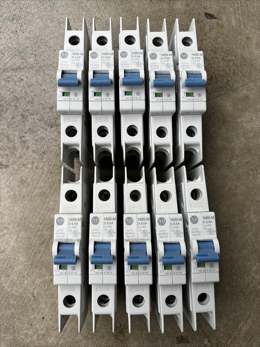 ONE USED ALLEN BRADLEY 1489 M1C005 CIRCUIT BREAKER, 1P, 0.5A. Lot Of 100
