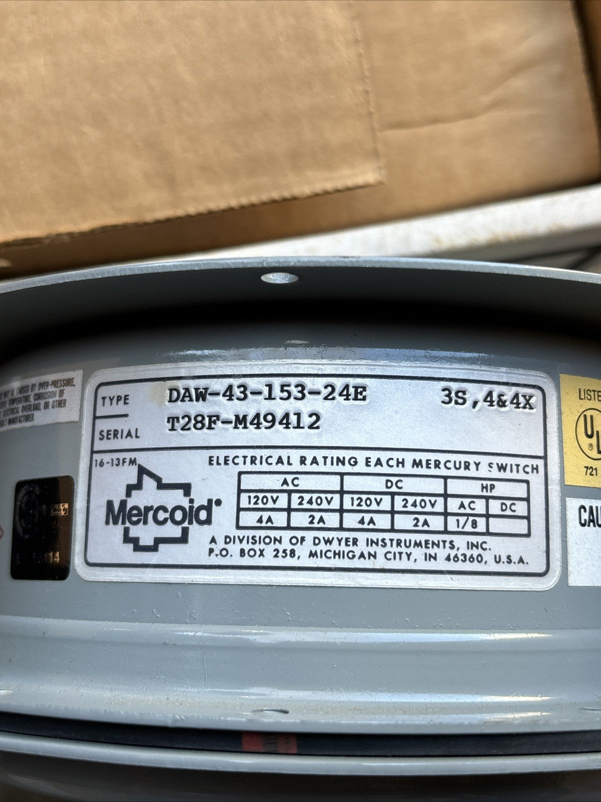SURPLUS Mercoid Control DAW 43 153 24E Differential Pressure Switch 10 150 PSI3