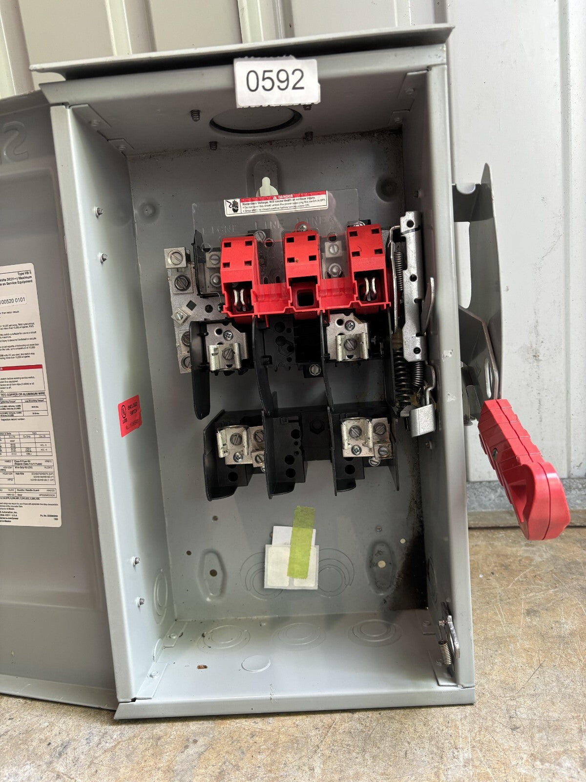 Siemens HF222NR Fusible Heavy Duty Safety Switch 60 Amp 240 Vac2