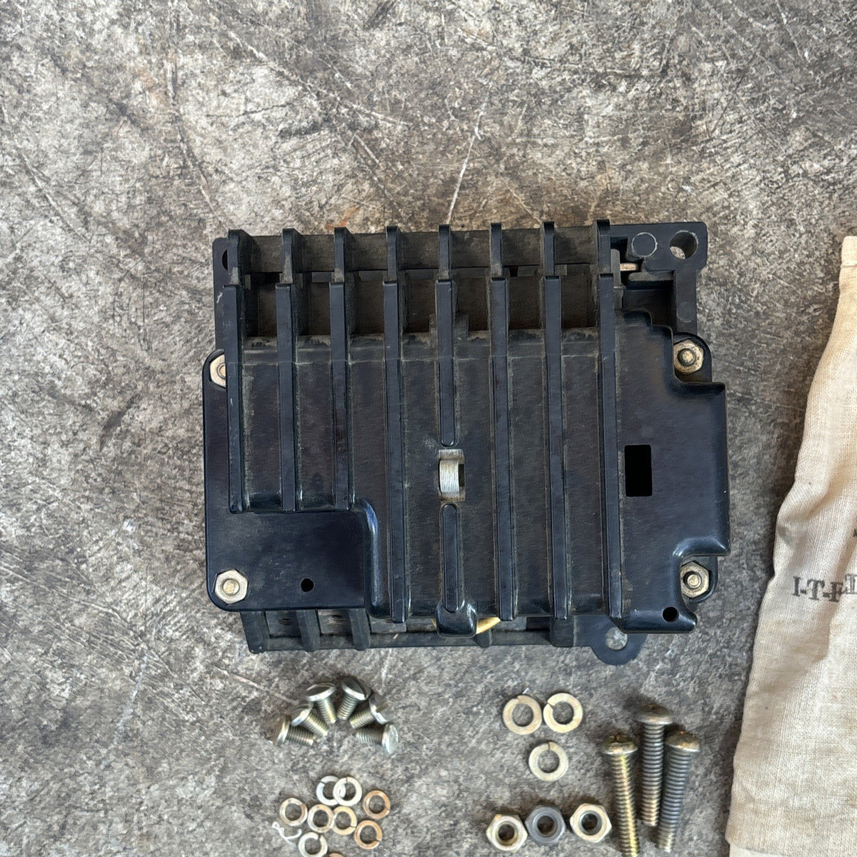 Gould/ ITE 706750 T5 Control Device 110 120V GOOD7