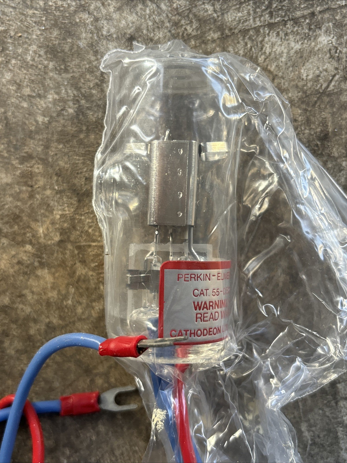 Perkin Elmer 55 0505 Deuterium Lamp / Bulb NIB2