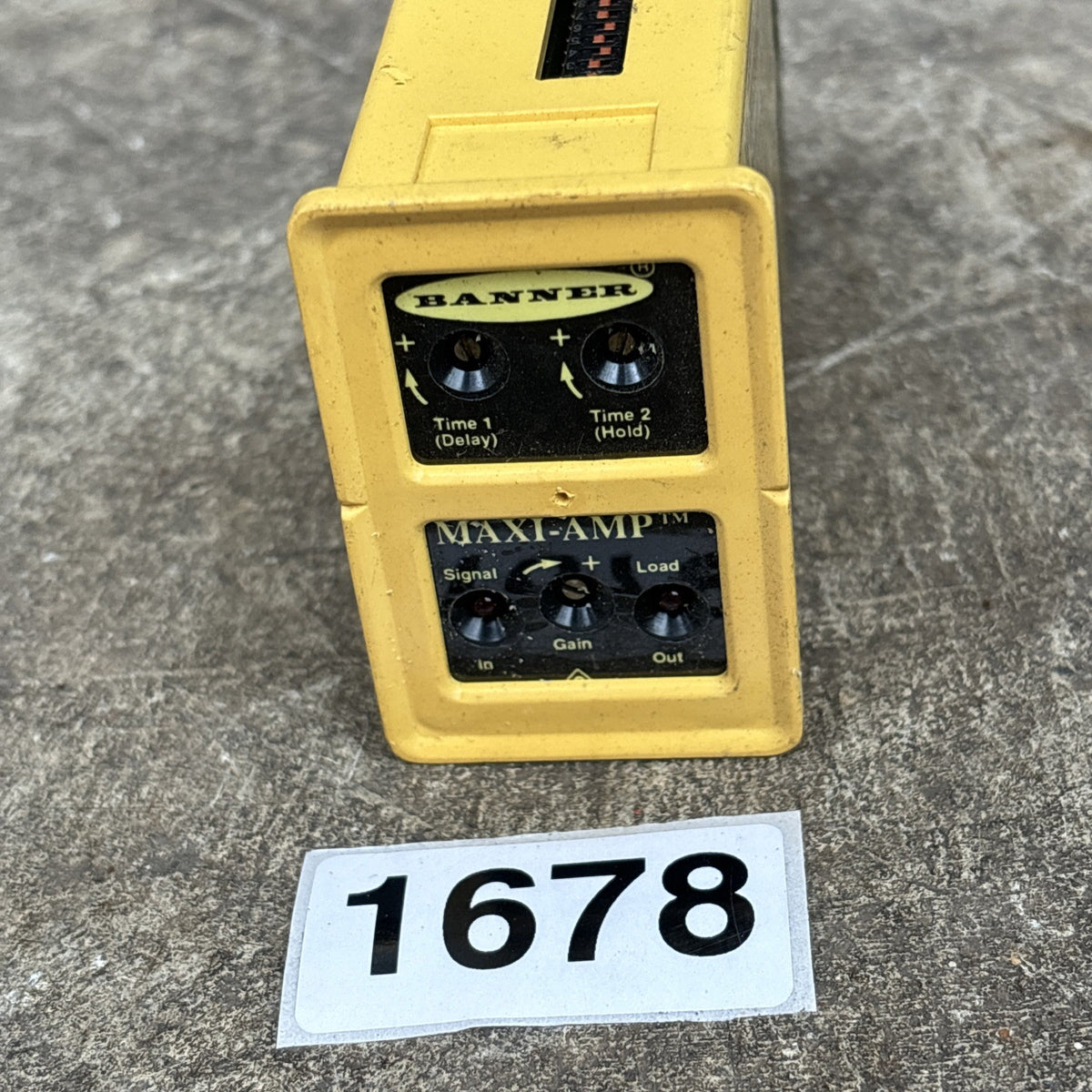 BANNER ENGINEERING CD5RA Amplifier   New5