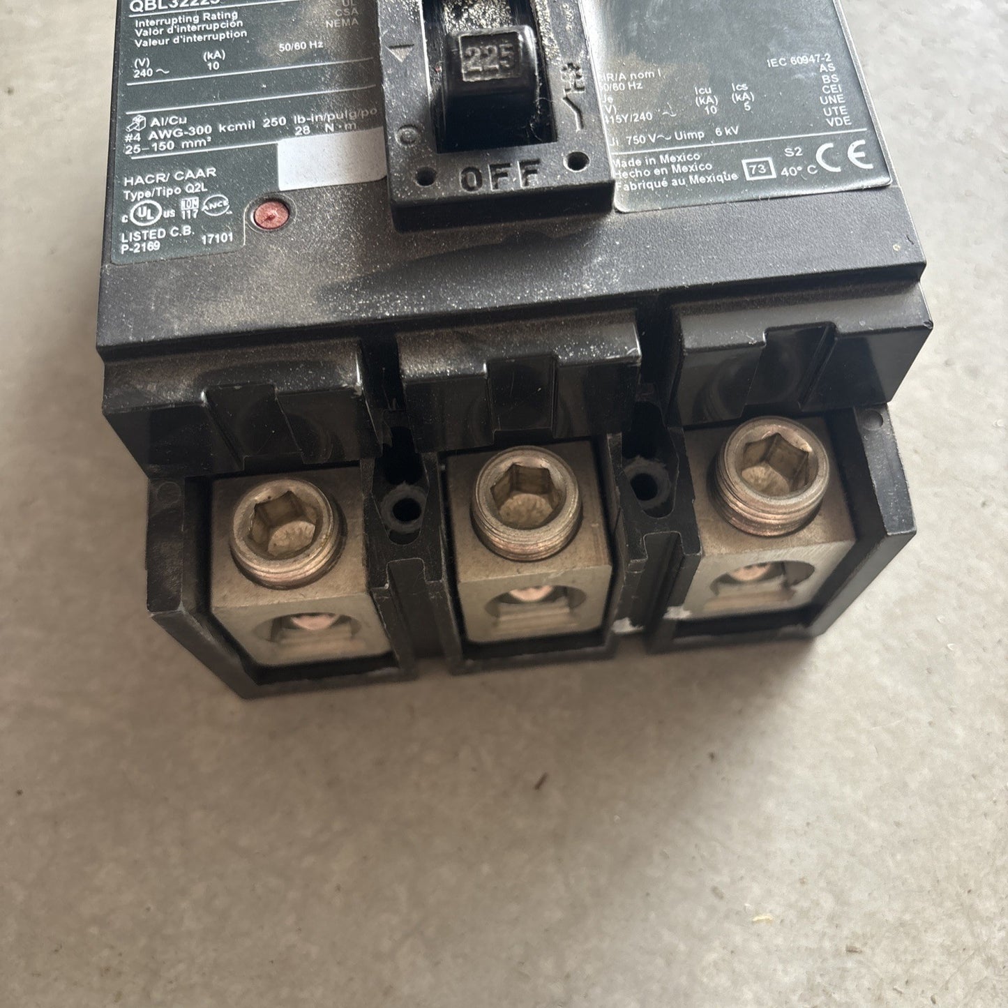 Square D QBL32225 PowerPact Circuit Breaker 225A 240V 3P HACR Type Q2L1