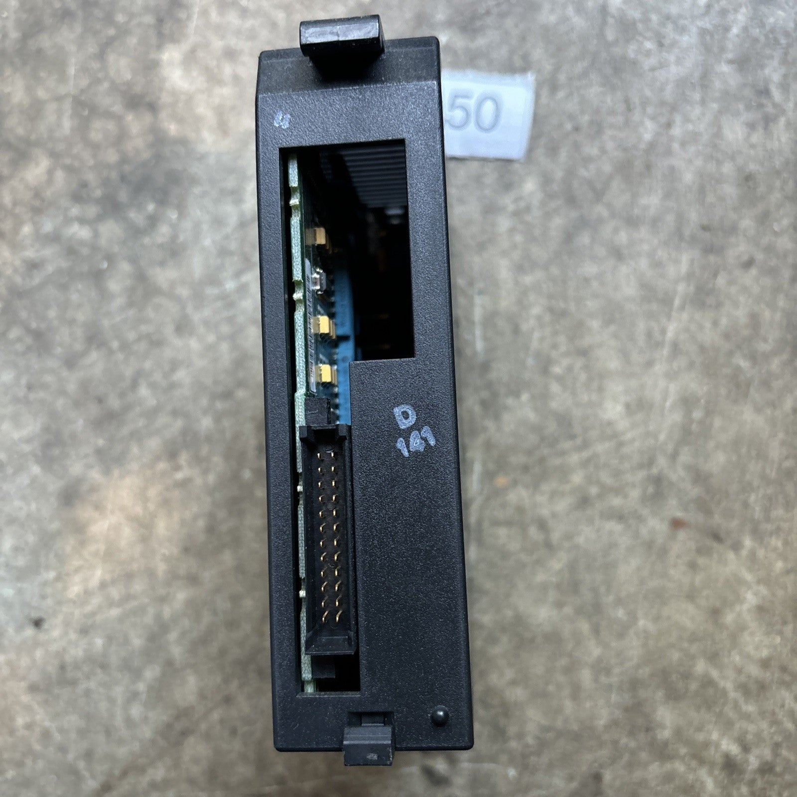 GE Fanuc Series 90 30 IC693MDL241D 24VAC/VDC 16PT Input Module USED IC693MDL2413