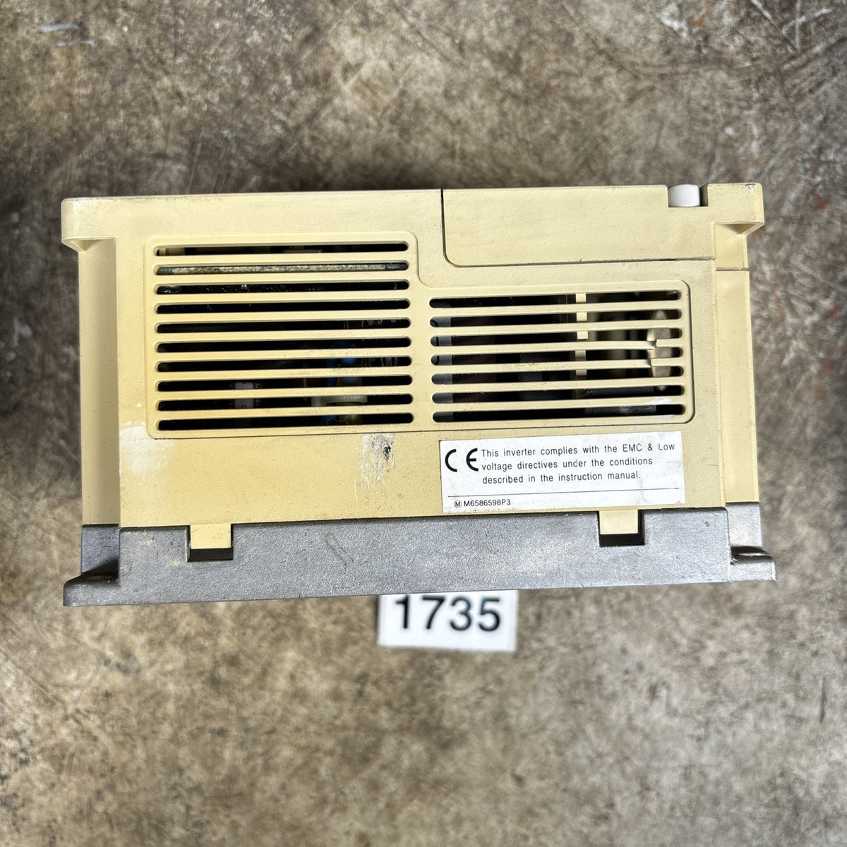 Toshiba VFS7 2004UP Transistor Invertor 3 Phase 3 Amp 200 230 Volts Works Read5