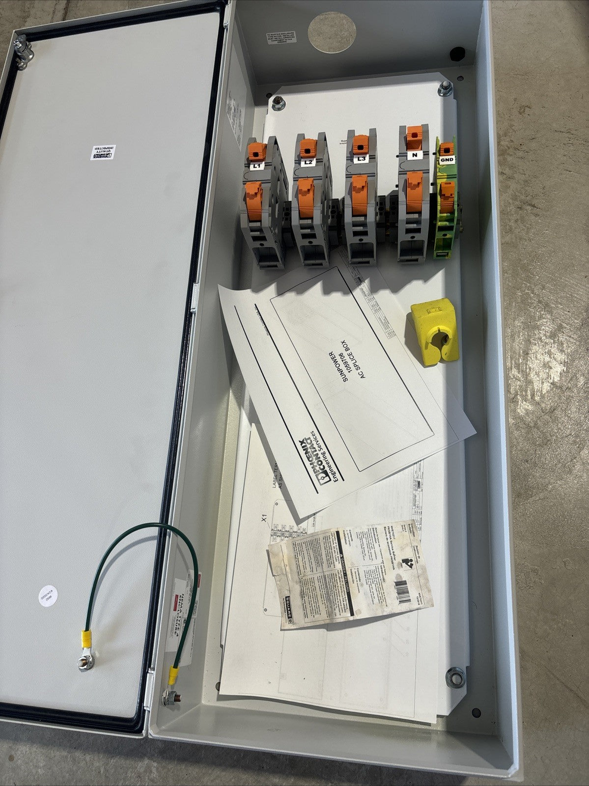 SunPower (527809) AC Splice Box 1059706 Phoenix Contact2