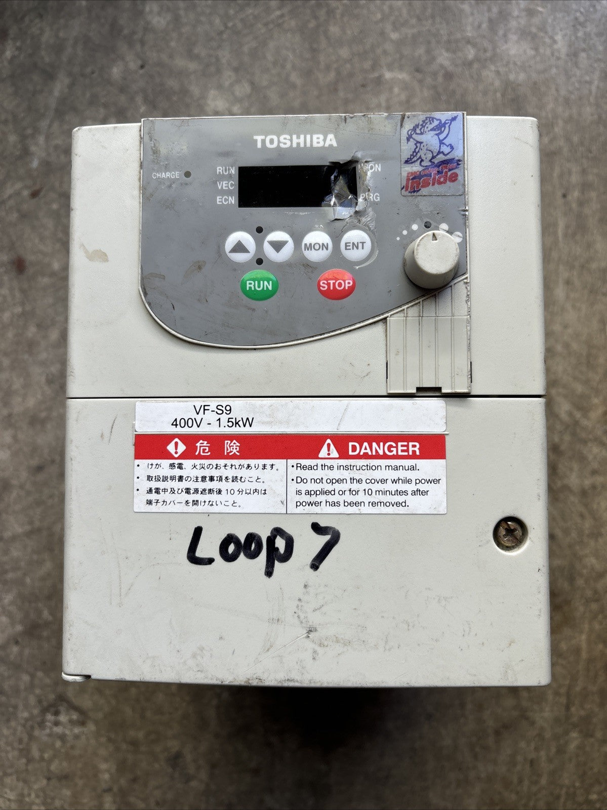 Toshiba VFS9 4015PL WN(1) VFD 0.5/400Hz 2Hp 380/500v 4.1A 3Ph In0