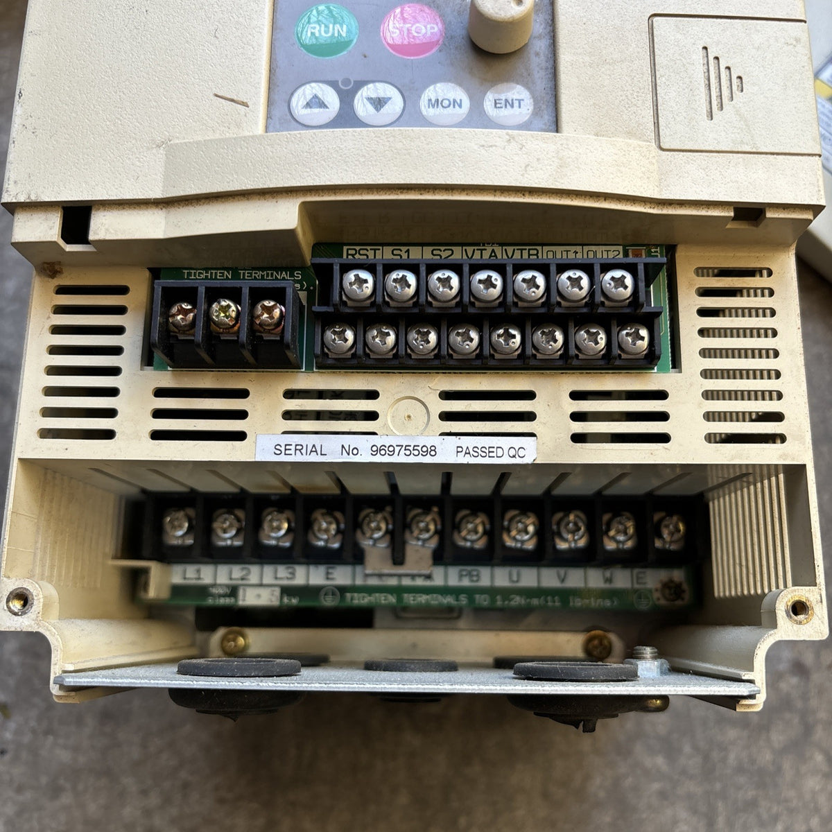 VFS7 4015UPL  (2)  Toshiba 4.1A 460V 2HP VF S72