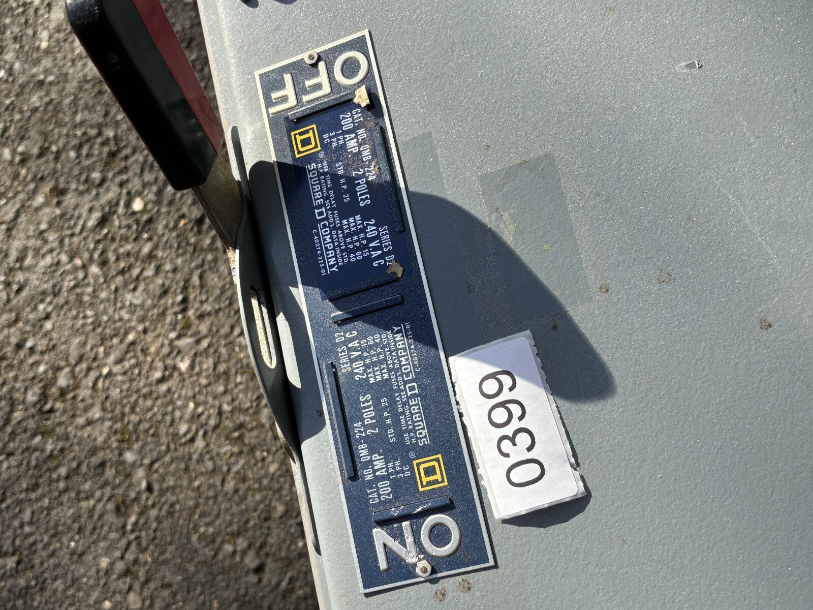 Square D QMB224 Fusible Panelboard Switch 200 Amp 2 Pole 240 Vac1
