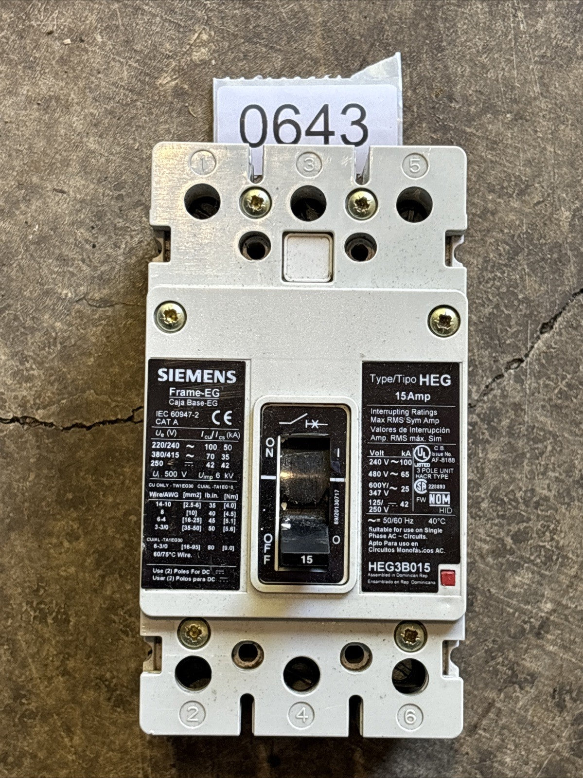 Siemens HEG HEG3B015 3 POLE 15 AMP 500V CIRCUIT BREAKER FLAWED0