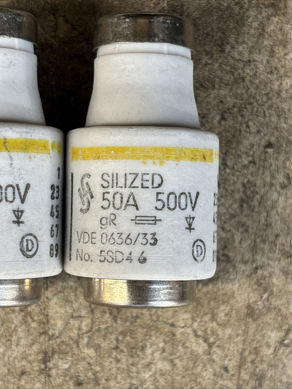 Siemens 5SD46 Silized Ceramic Bottled Fuse 50A 500V (Lot of 10)5