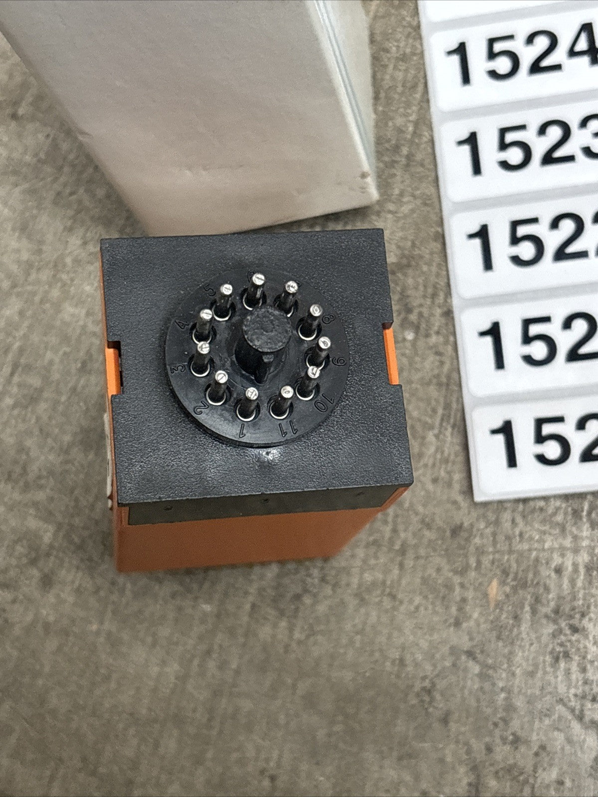Crouzet LNRU  110A P0301 Voltage Control Relay Monitor3