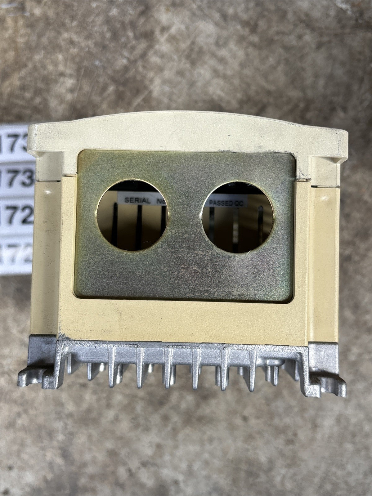 Toshiba VFS7 2004UP Transistor Invertor 3 Phase 3 Amp 200 230 Volts5