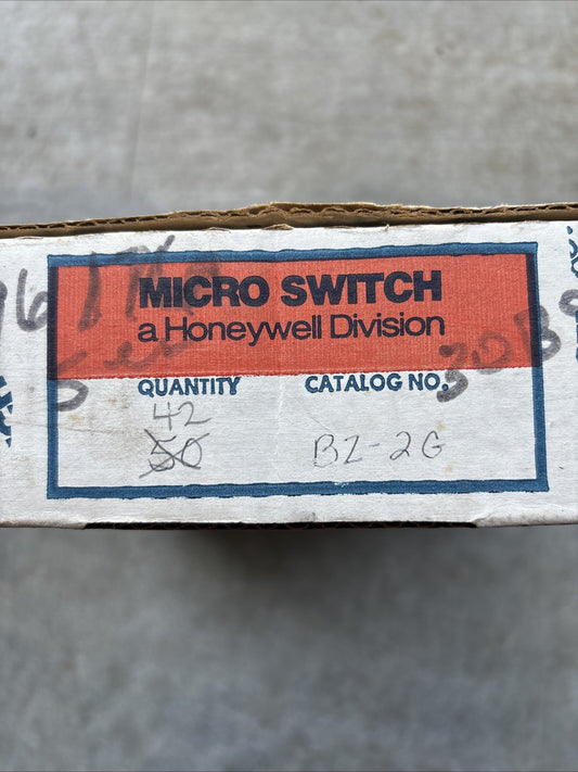 LOT OF 42 HONEYWELL BZ 2G A2 MICROSWITCH NEW0