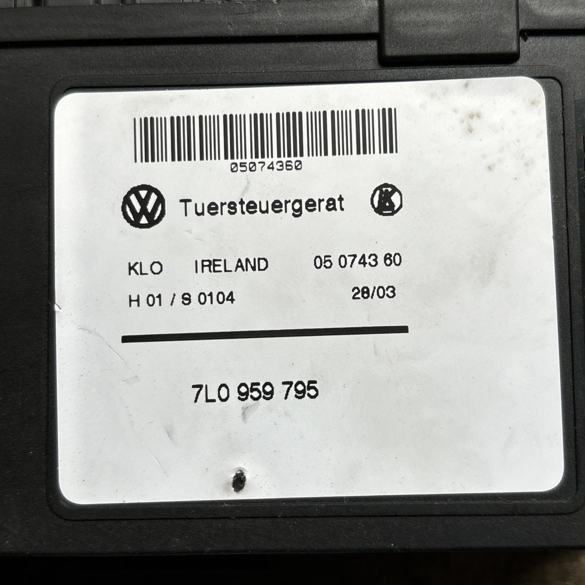 VW TOUAREG/ Porsche Cayenne 7LA, 7L6, 7L7  hinten links 7L09597951