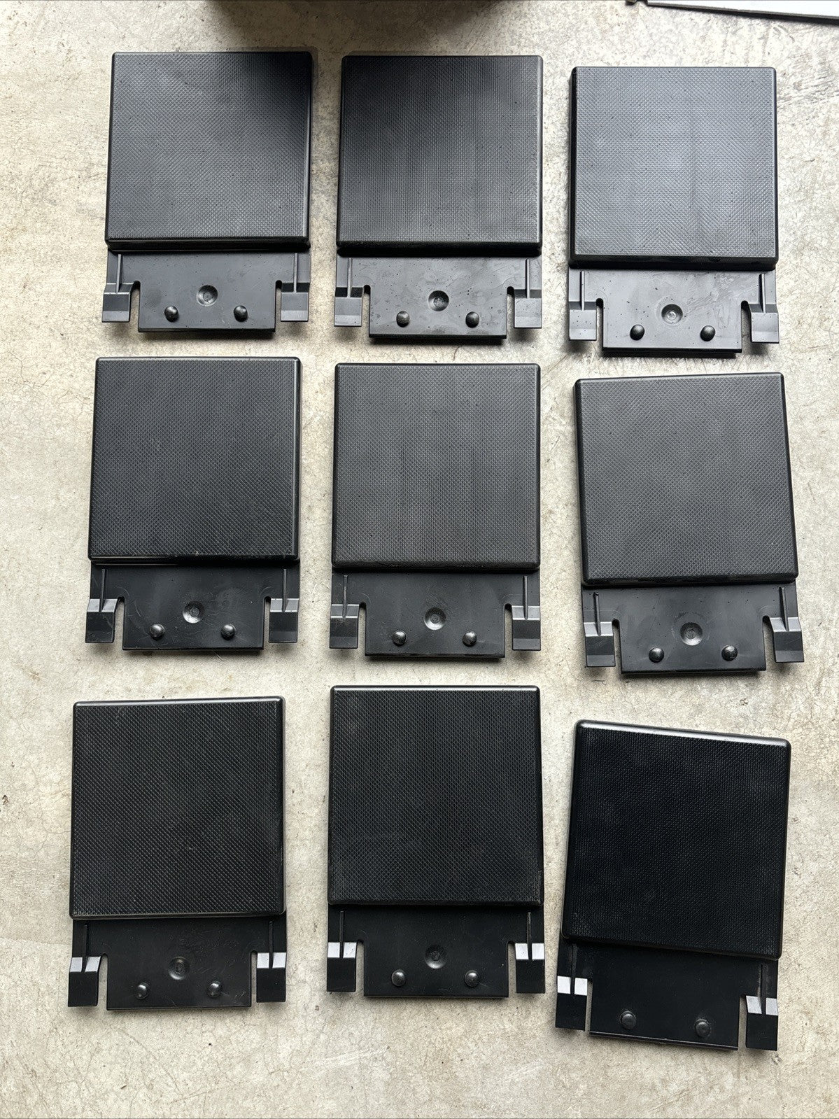 Square D HLW4BL Series 4 Panelboard Accessory Qty 9 FNFP2