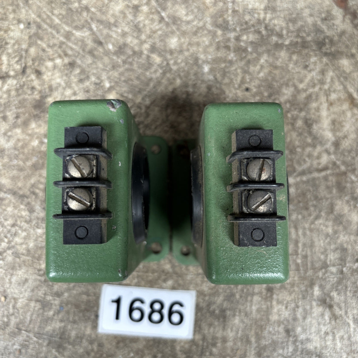Lot Of 2 CURRENT SENSOR  420L2