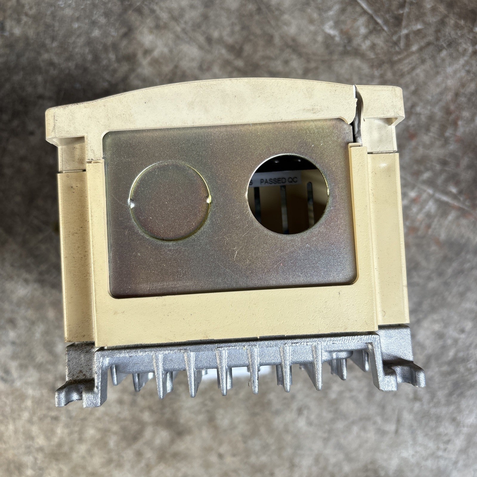 Toshiba VFS7 2004UP Transistor Invertor 3 Phase 3 Amp 200 230 Volts Works Read3