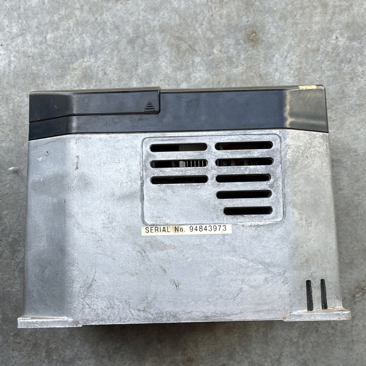 TOSHIBA VFSXN 4015UP 4A 460V 3Ph TRANSITOR INVERTER DRIVE5