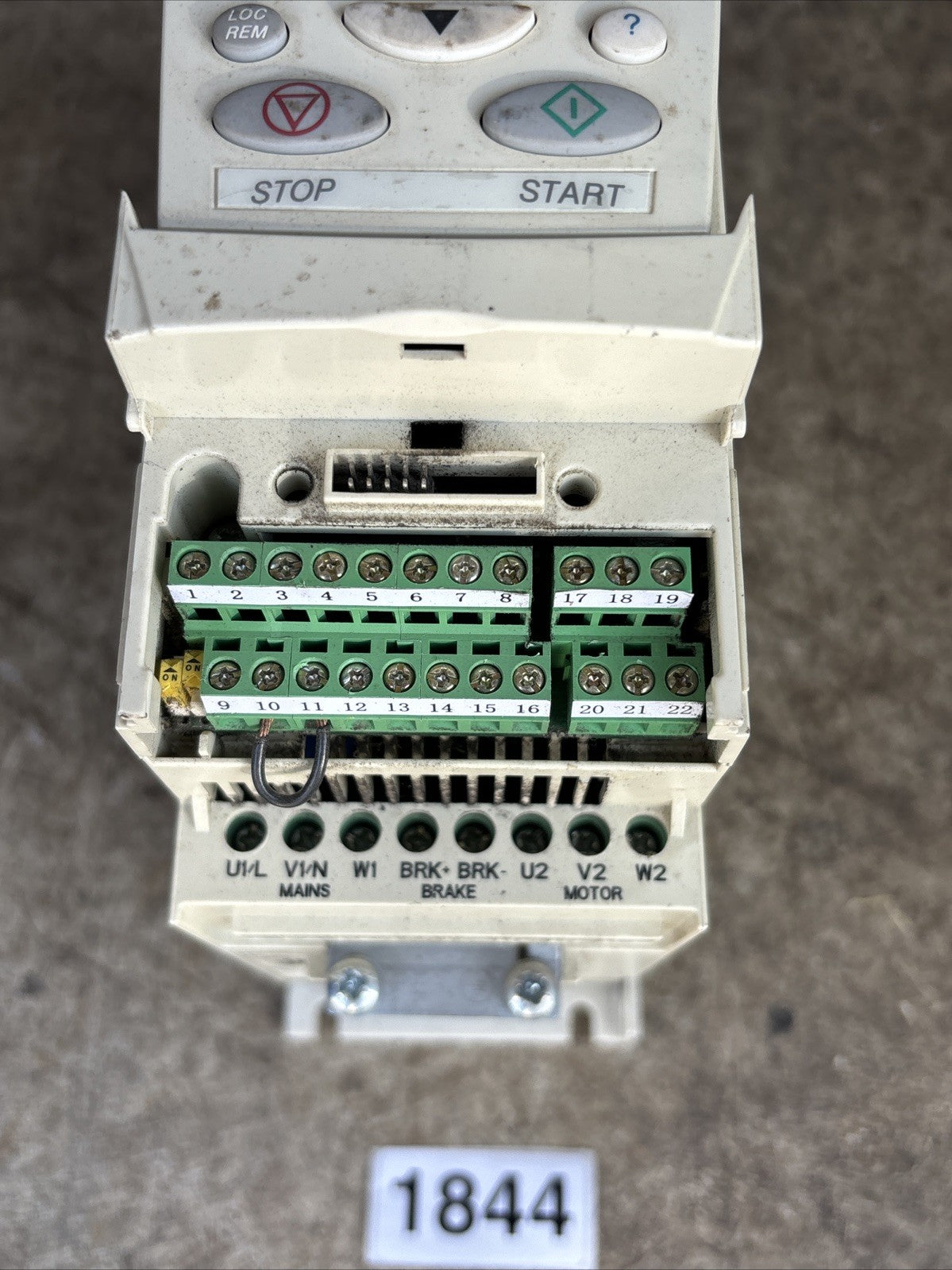 ABB ACS350 03U 08A8 4 4KW/5HP AC Drive 3Ph 380...480V 1